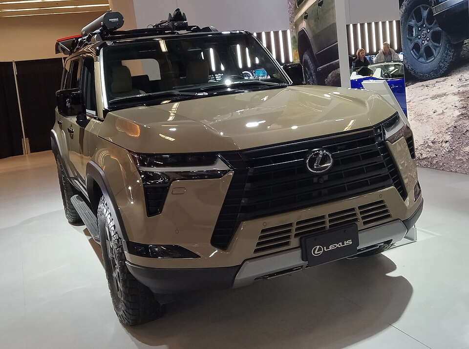 2025 Lexus GX au SIAM 2025