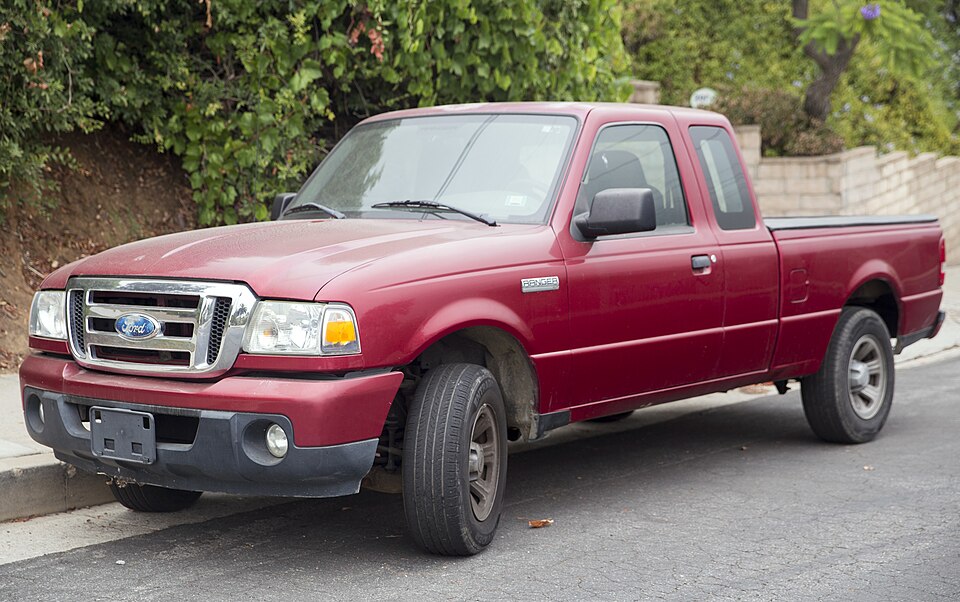 2008 Ford Ranger XLT 4x2 Supercab 4-dr in Redfire Met., front left