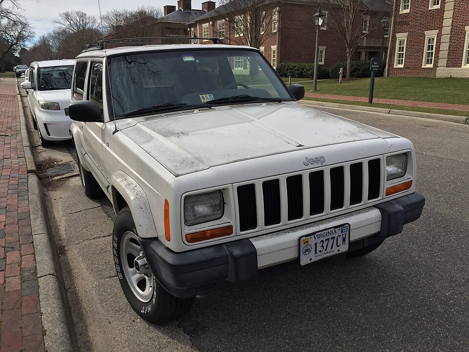 2001 Jeep Cherokee Sport 2-door white 1of7