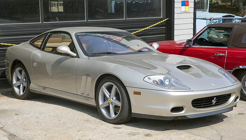 2003 Ferrari 575M Maranello in Grigio Ingrid, front right