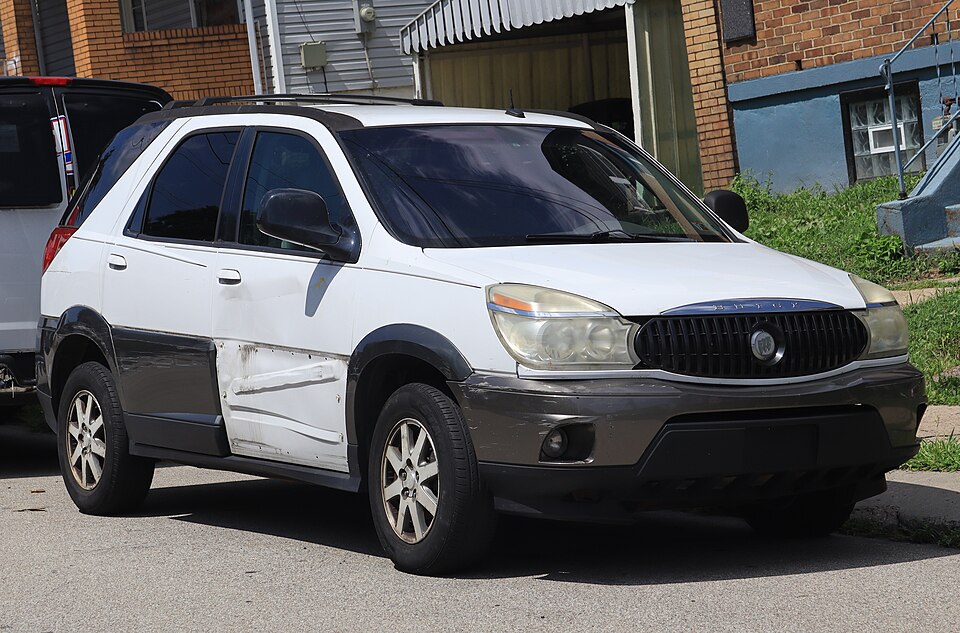 2004 Buick Rendezvous CX in Olympic White, front right, 08-09-2026