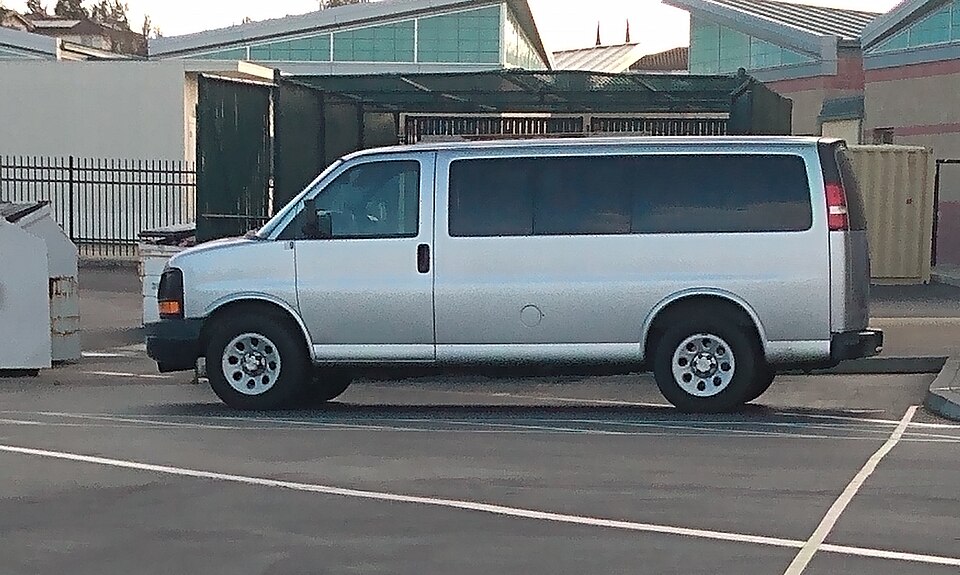 2017 Chevrolet Express 2500 Passenger