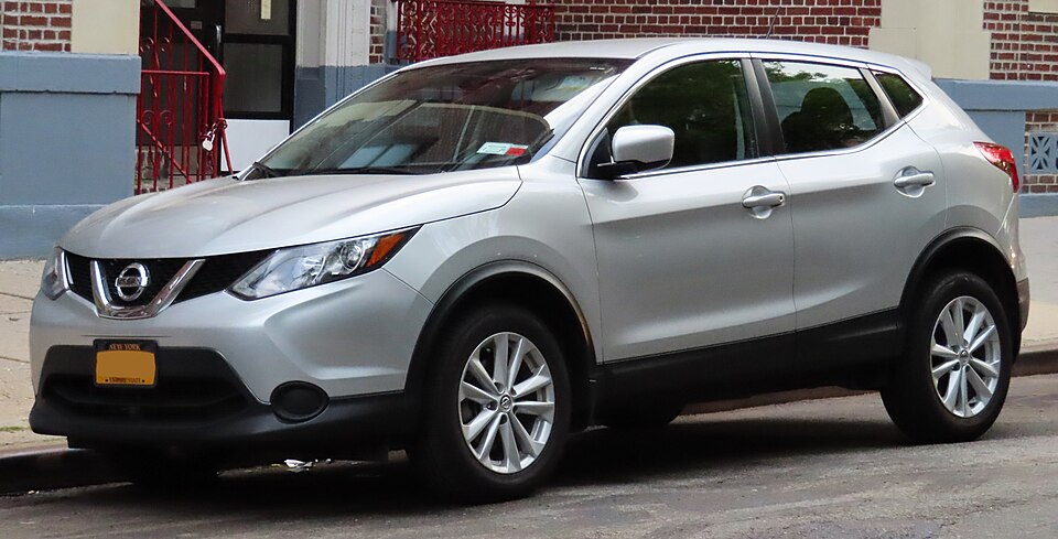 2017 Nissan Rogue Sport AWD 2.0L front 5.20.19