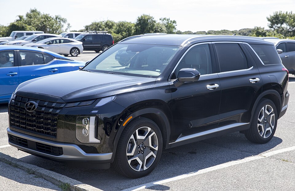 2024 Hyundai Palisade SEL Premium in Abyss Black Pearl, front left