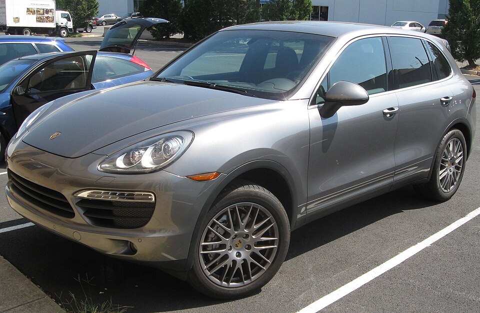 2011 Porsche Cayenne S -- 08-31-2010