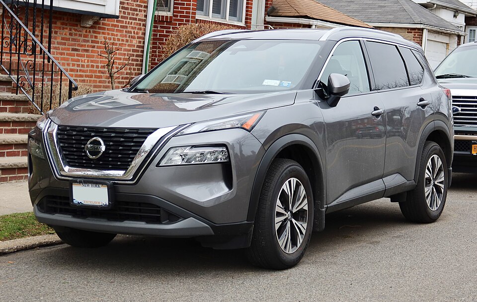 2021 Nissan Rogue SV AWD, front 1.1.21