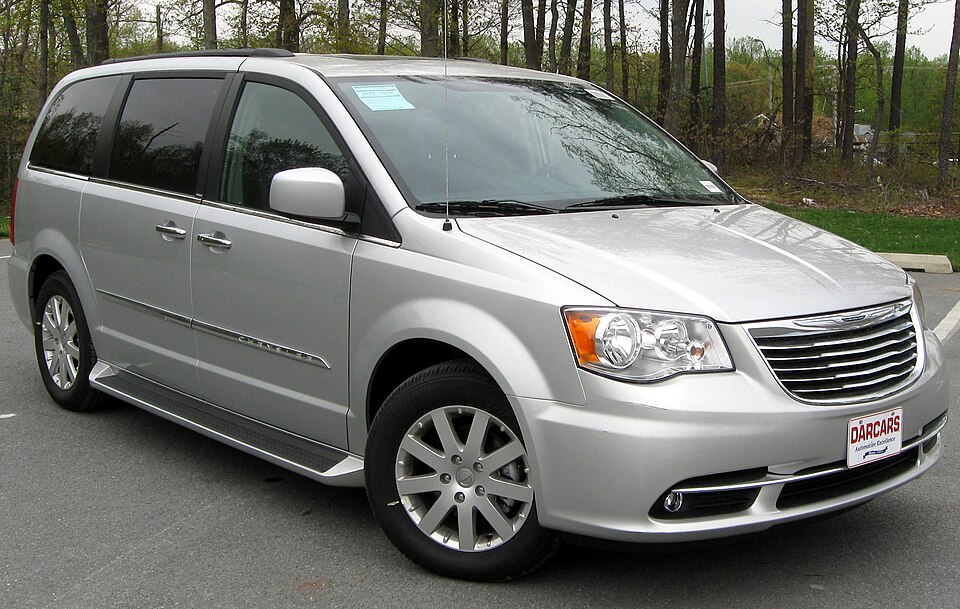 2011 Chrysler Town & Country Touring - L -- 04-22-2011