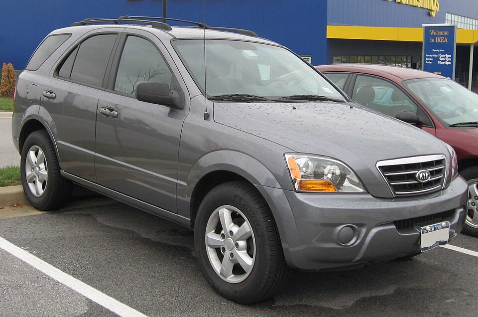07-Kia-Sorento-LX