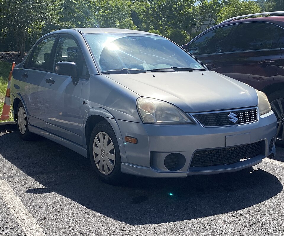 2007 Suzuki Aerio in Ice Blue Metallic, front right, 06-15-2024