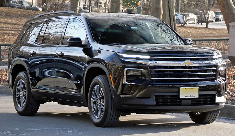 2025 Chevrolet Traverse, front 2.22.25