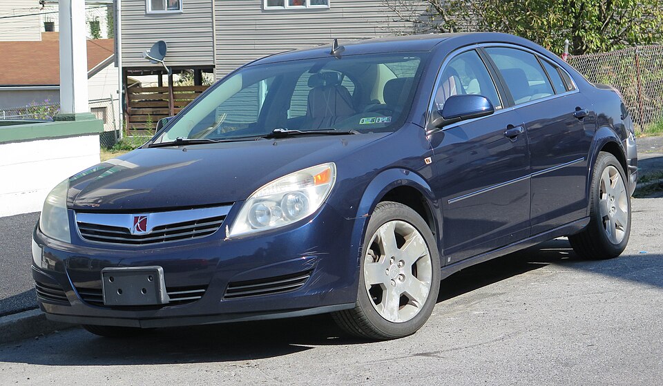 2008 Saturn Aura in Deep Blue, front left, 09-20-2025