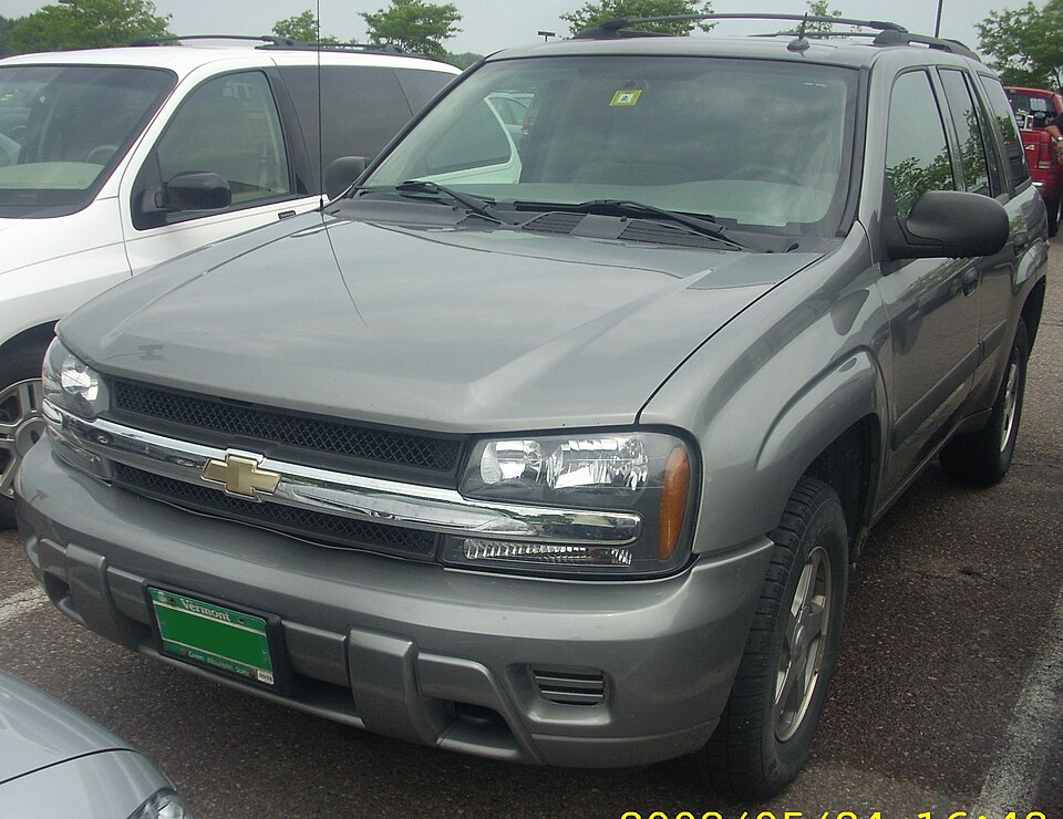 '05 Chevrolet TrailBlazer 2