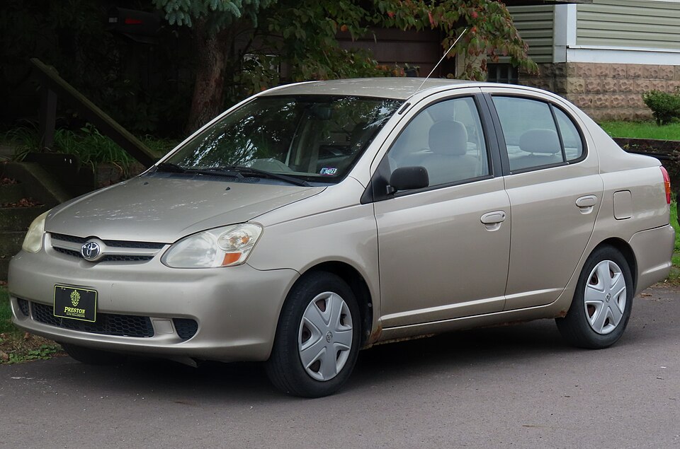 2003 Toyota Echo 4-Door, front left, 09-24-2022