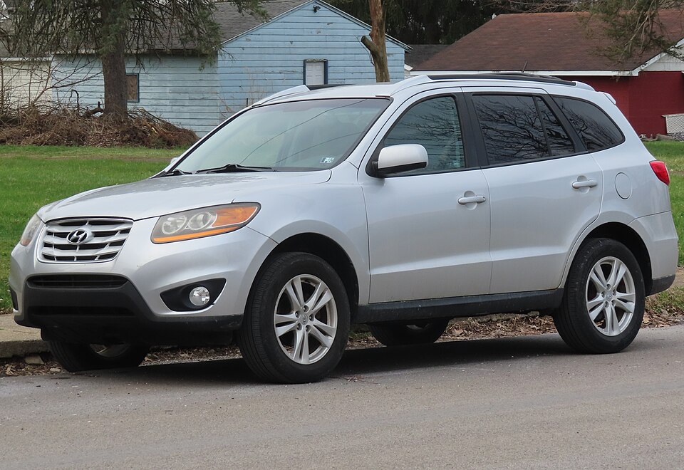 2011 Hyundai Santa Fe SE, front left, 03-22-2026