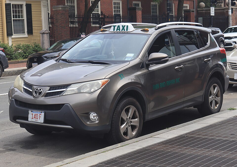 2015 Toyota RAV4 XLE taxi, front left, 07-06-2026