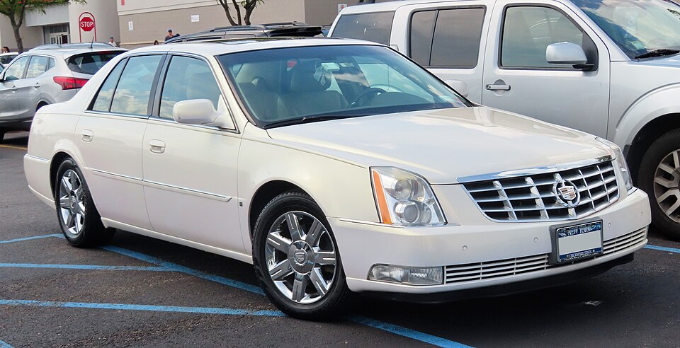 2006 Cadillac DTS 4.6L, front 8.18.19