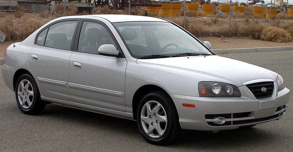 2004 Hyundai Elantra sedan -- NHTSA