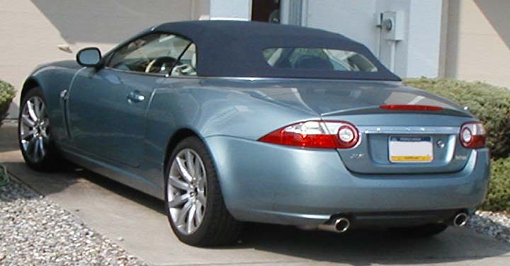 Jaguar-XK8