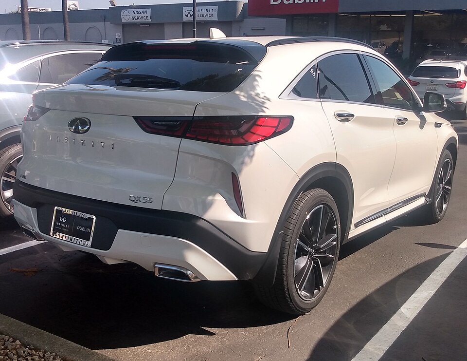 2022 Infiniti QX55 AWD (white)