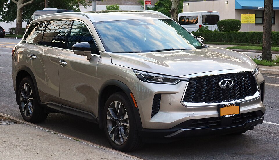 2022 Infiniti QX60 Luxe, front 6.11.22