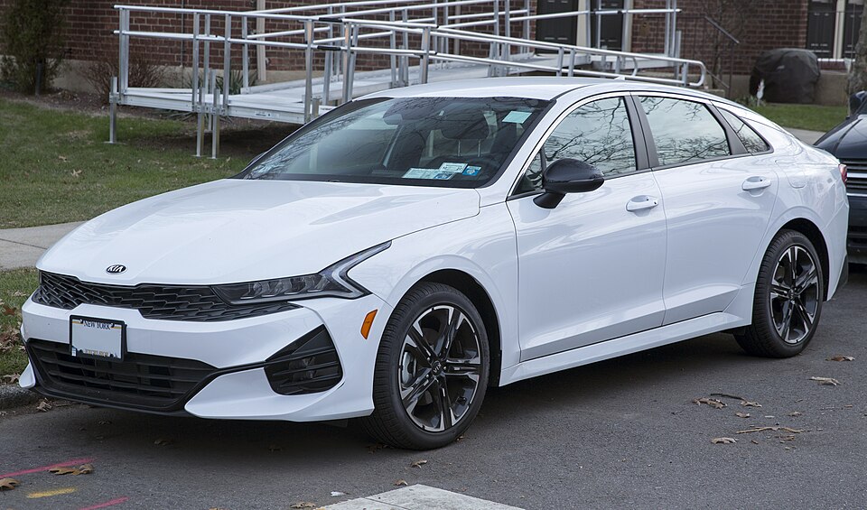 2021 Kia K5 GT-Line in Glacial White Pearl, front left