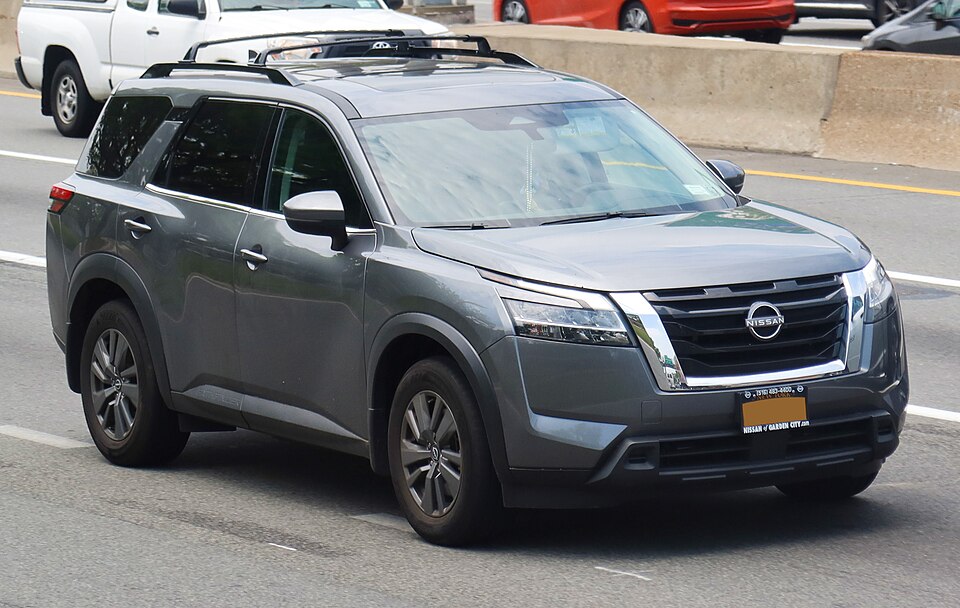 2022 Nissan Pathfinder SV, front 6.2.22