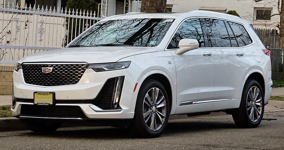 2020 Cadillac XT6 Premium, front 3.2.20