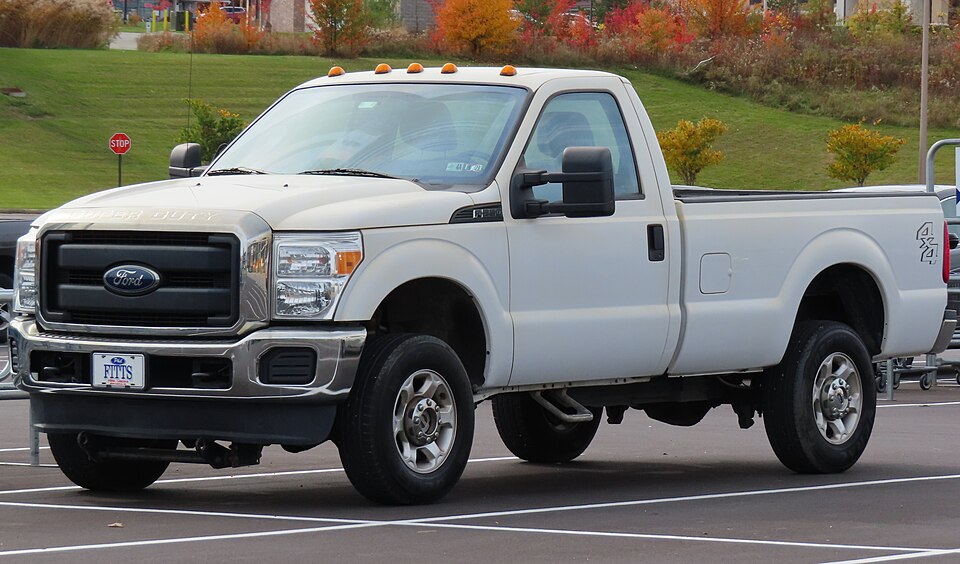 2016 Ford F-250 Super Duty XL Regular Cab 4x4 with XL Appearance Package, front left, 10-28-2022