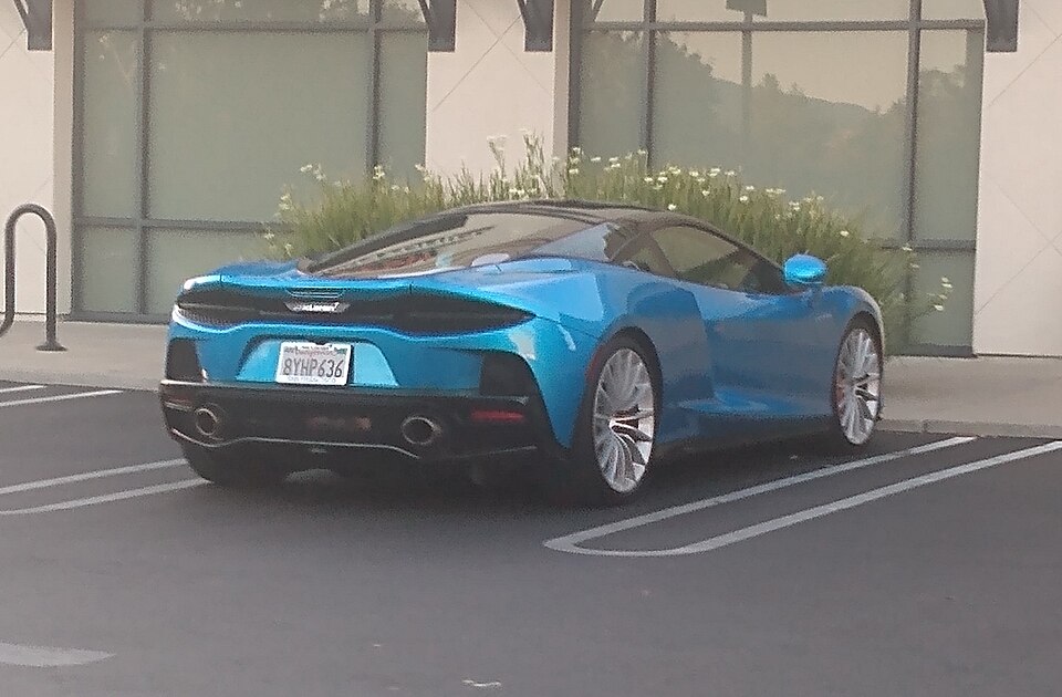 2021 McLaren GT blue