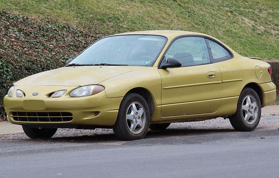 2000 Ford Escort ZX2, front left, 03-25-2021