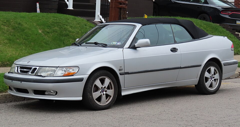 2003 Saab 9-3 SE Convertible, front left, 04-04-2023