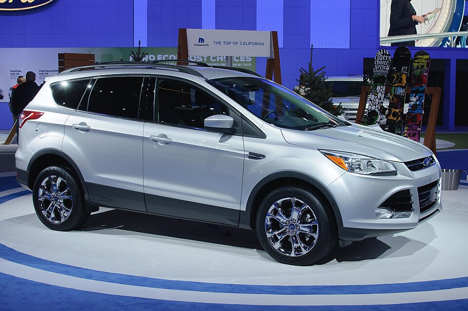 2013 Ford Escape (US) - Flickr - skinnylawyer