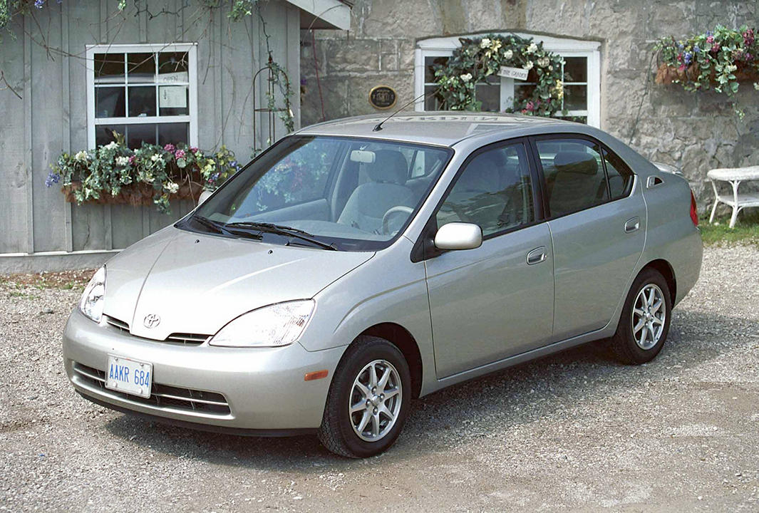 2002 Toyota Prius 01