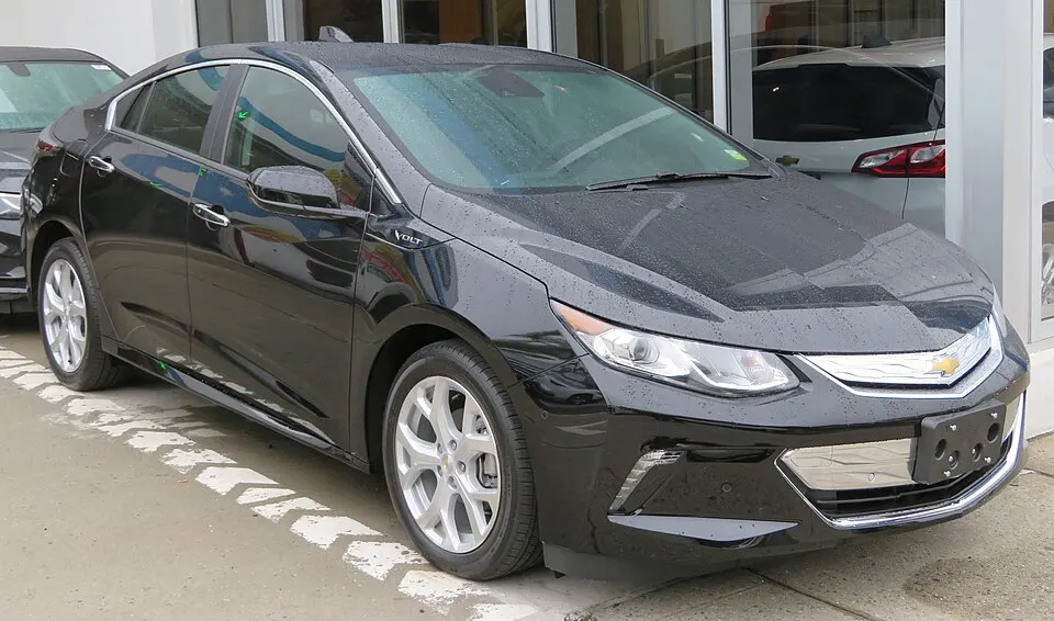 2017 Chevrolet Volt front 5.31.18, photographed in United States