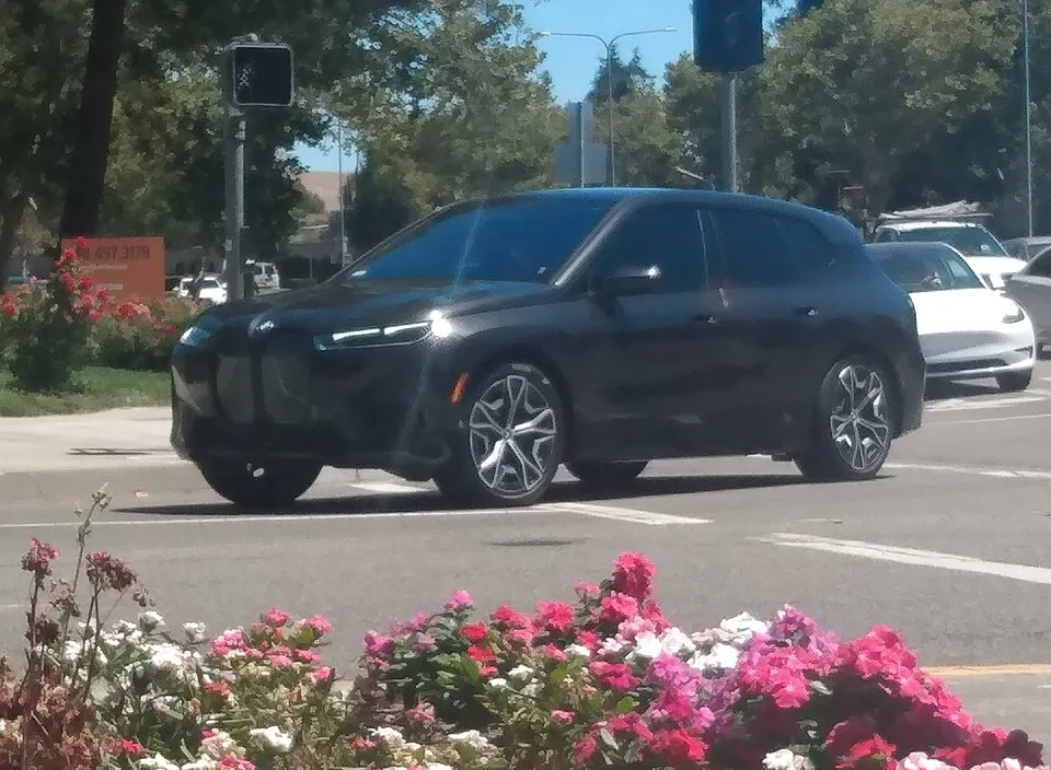 2022 BMW iX front, photographed in United States