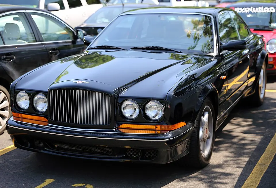 1997 Bentley Continental T front view, photographed in United States