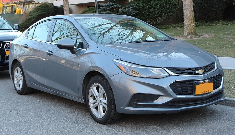 2018 Chevrolet Cruze LT 1.4L front 1.22.19, photographed in United States