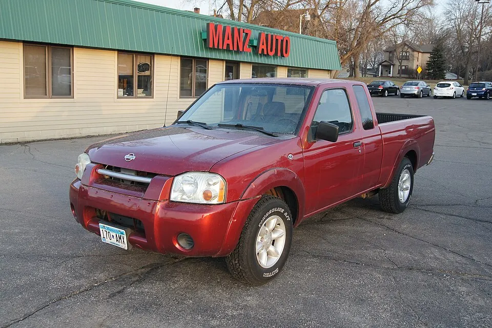 2001 Nissan Frontier Pick-Up (14087031486), photographed in United States