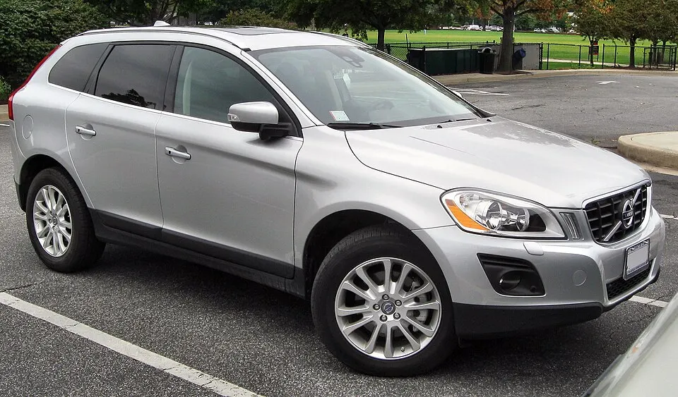 2010 Volvo XC60 -- 09-08-2009, photographed in United States
