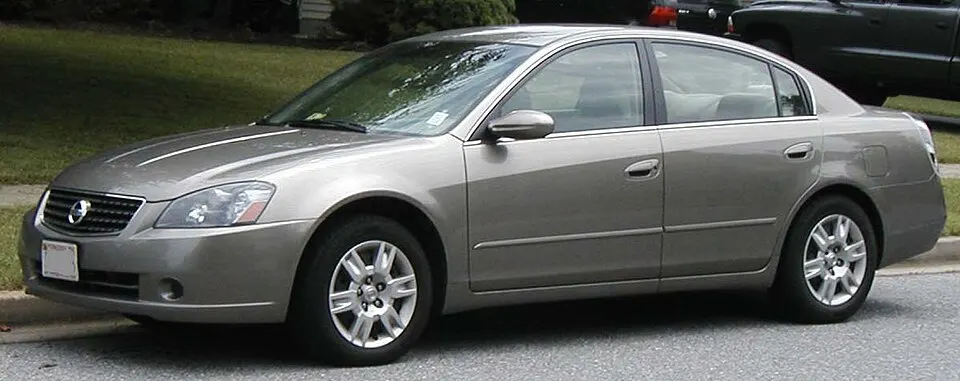 2005 Nissan Altima, photographed in United States