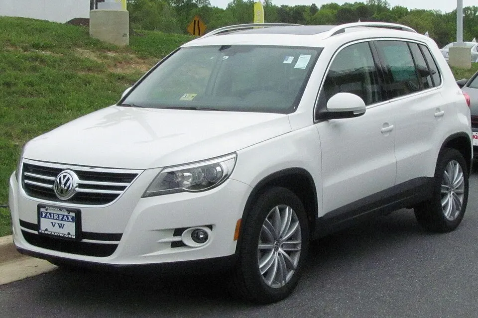 2010 Volkswagen Tiguan -- 04-24-2010, photographed in United States