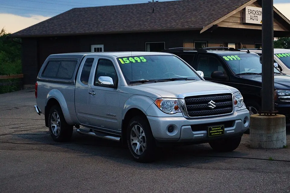 2012 Suzuki Equator Pick-Up (34872701463), photographed in United States