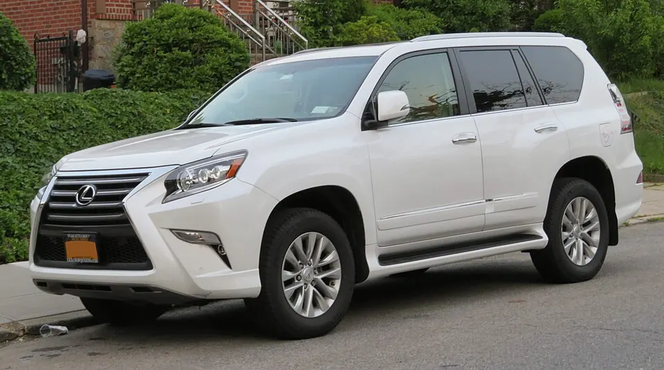 2017 Lexus GX 460 4.6L front 6.13.18, photographed in United States