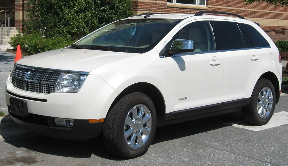 07-Lincoln-MKX, photographed in United States