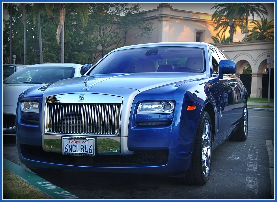 2011 Rolls-Royce Ghost - panoramio, photographed in United States