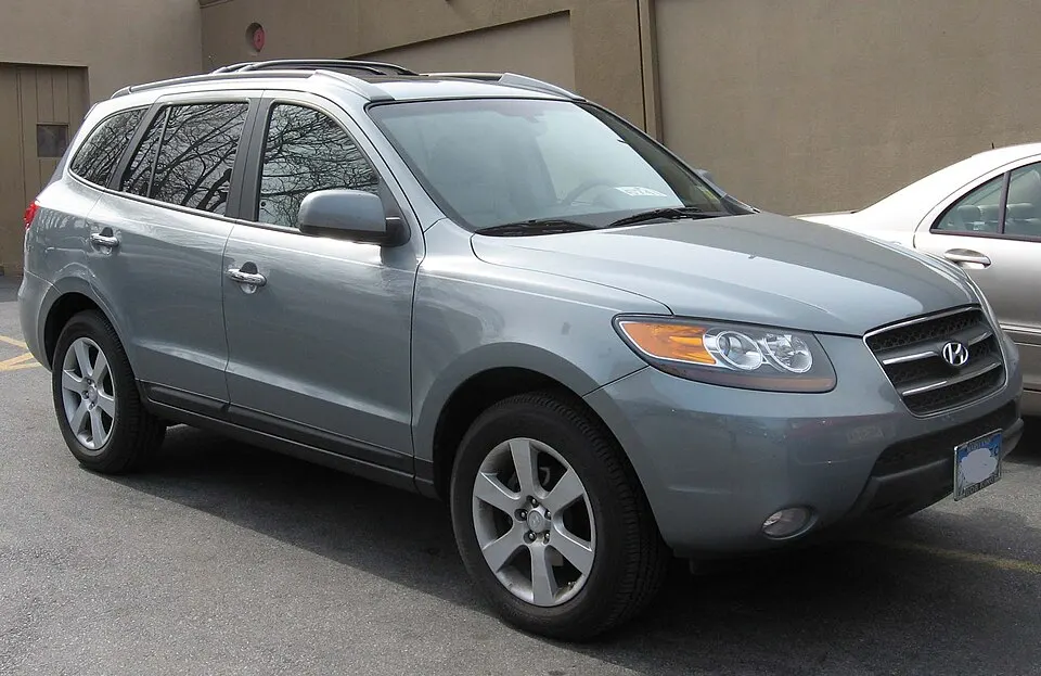 07-Hyundai-Santa-Fe, photographed in United States