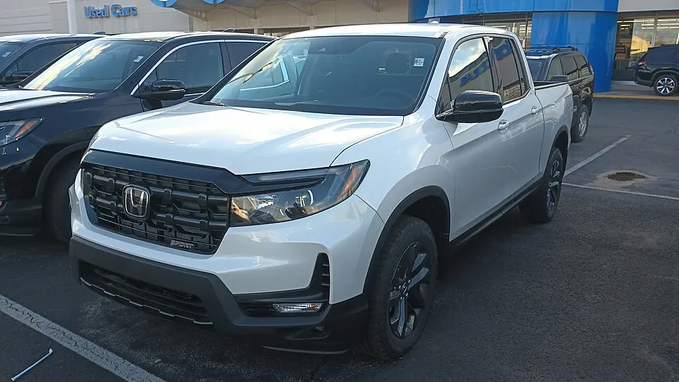 2024 Honda Ridgeline front view, photographed in United States