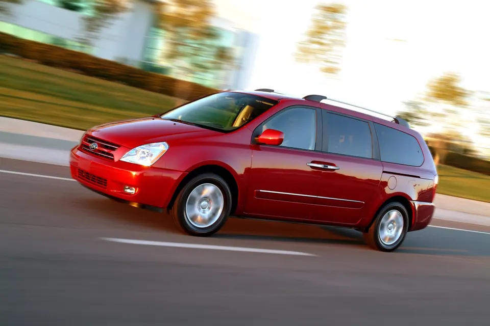 2010 Sedona (United States market)