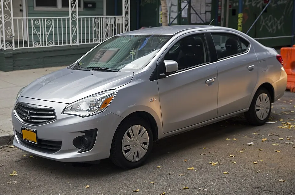 2017 Mitsubishi Mirage G4 ES, front left (Silver), photographed in United States