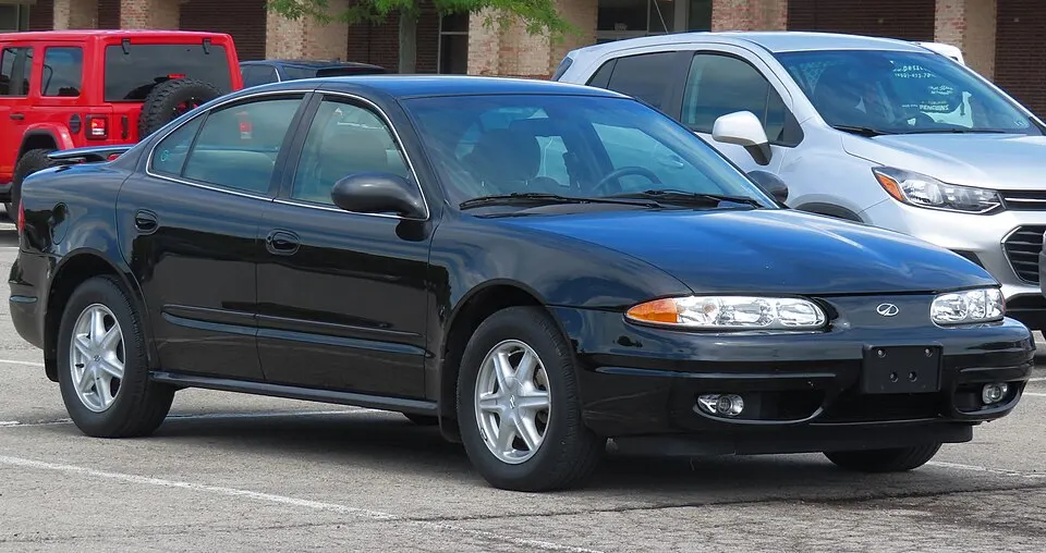 2003 Oldsmobile Alero GL Sedan, 08-10-2022, photographed in United States